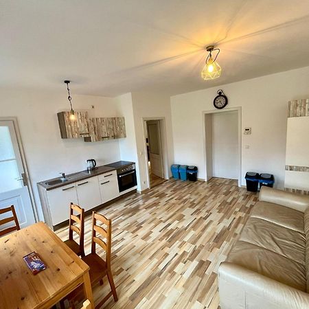 Monteurwohnung Leoben, Zentral Леобен Екстериор снимка